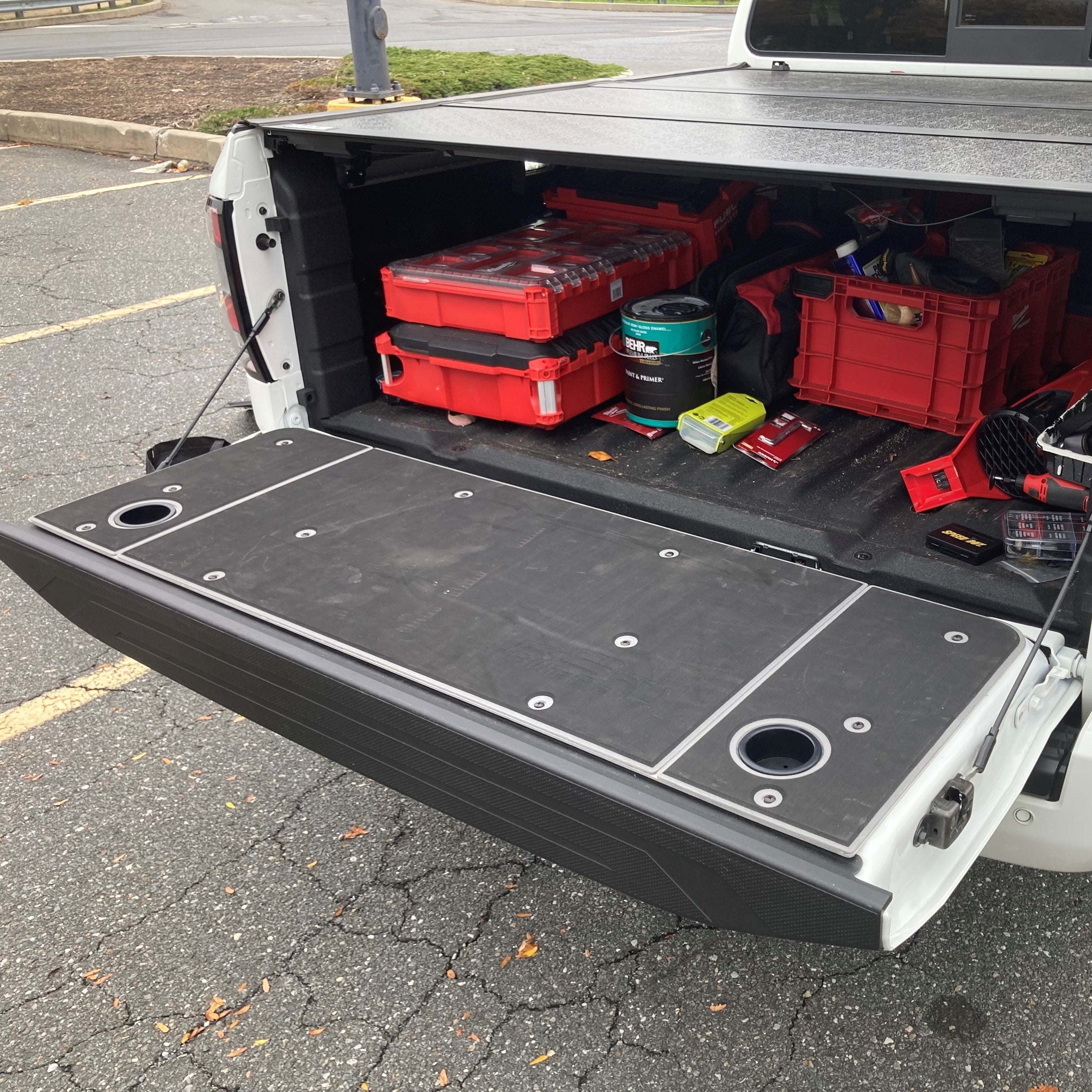 Frontier Tailgate Cover (2022+) – image 4