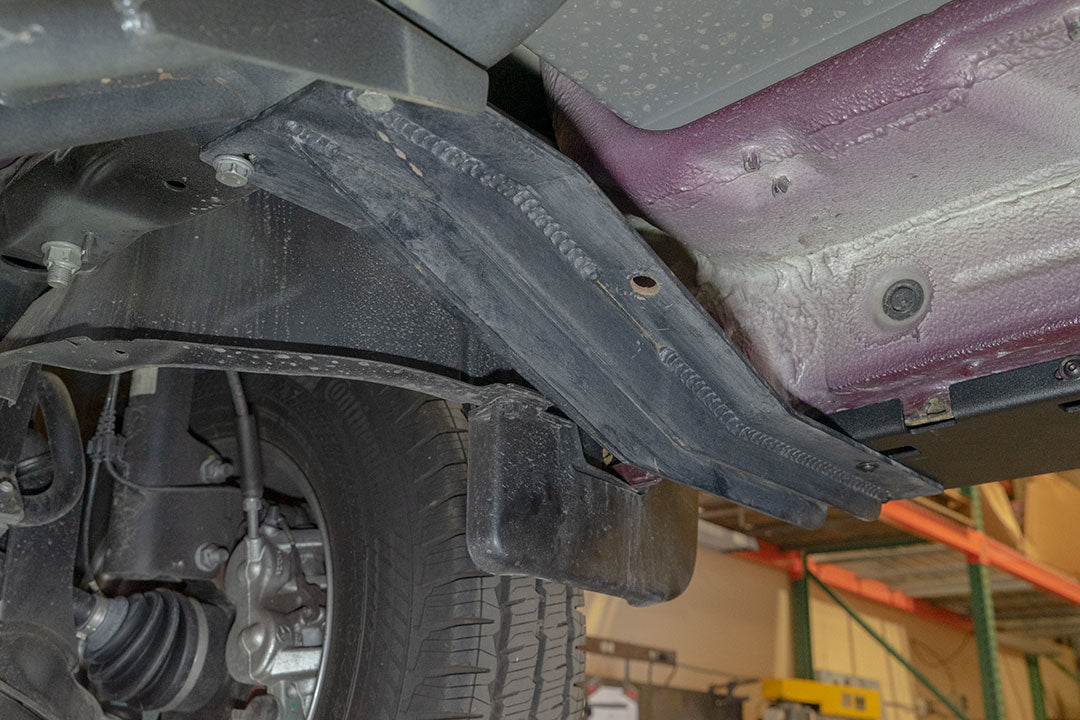 Van Compass Rocker Guards for Mercedes Sprinter 4x4 (2015–2022, 170" Wheelbase)