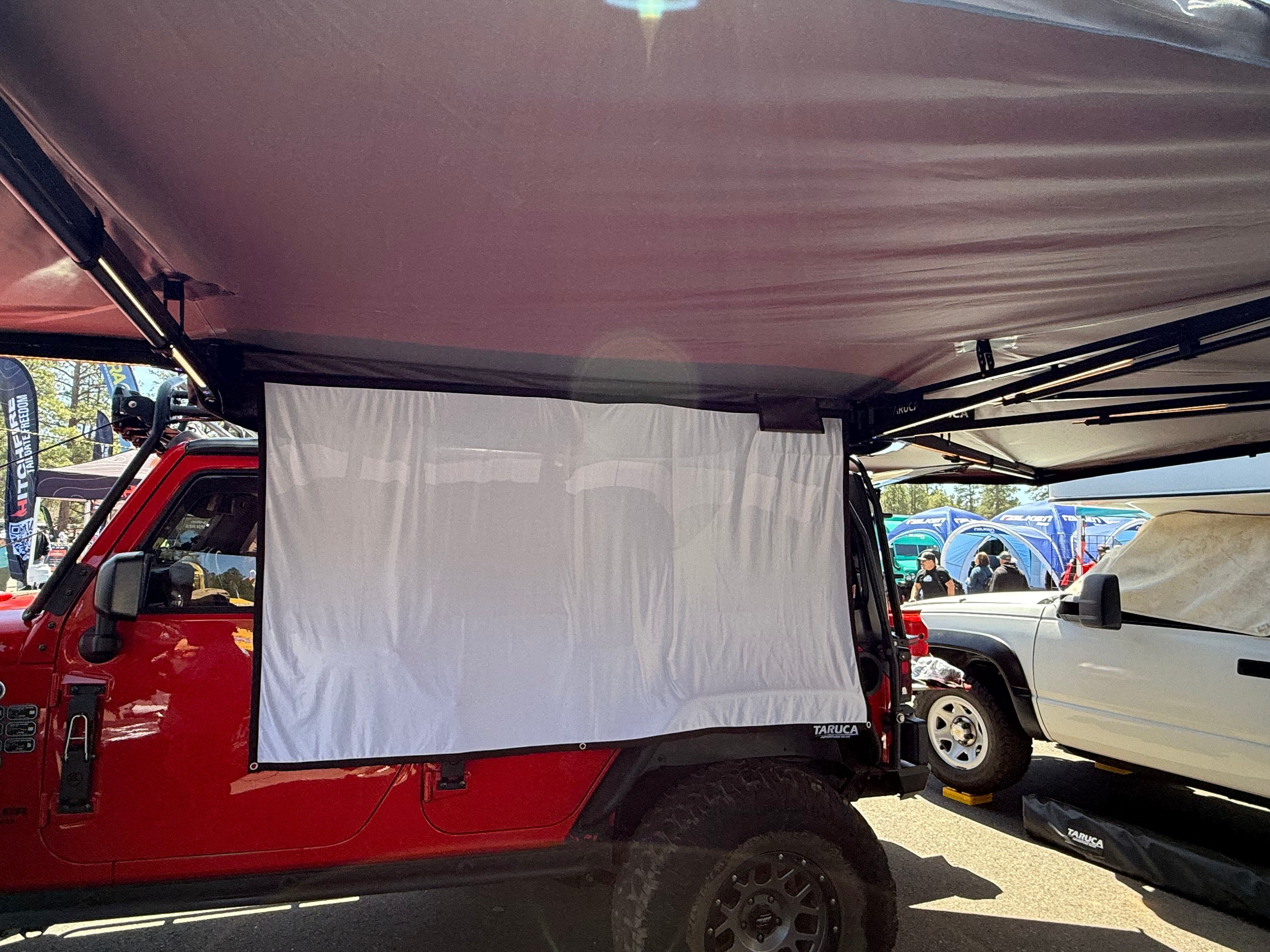 Outdoor Theater - Projector Screen