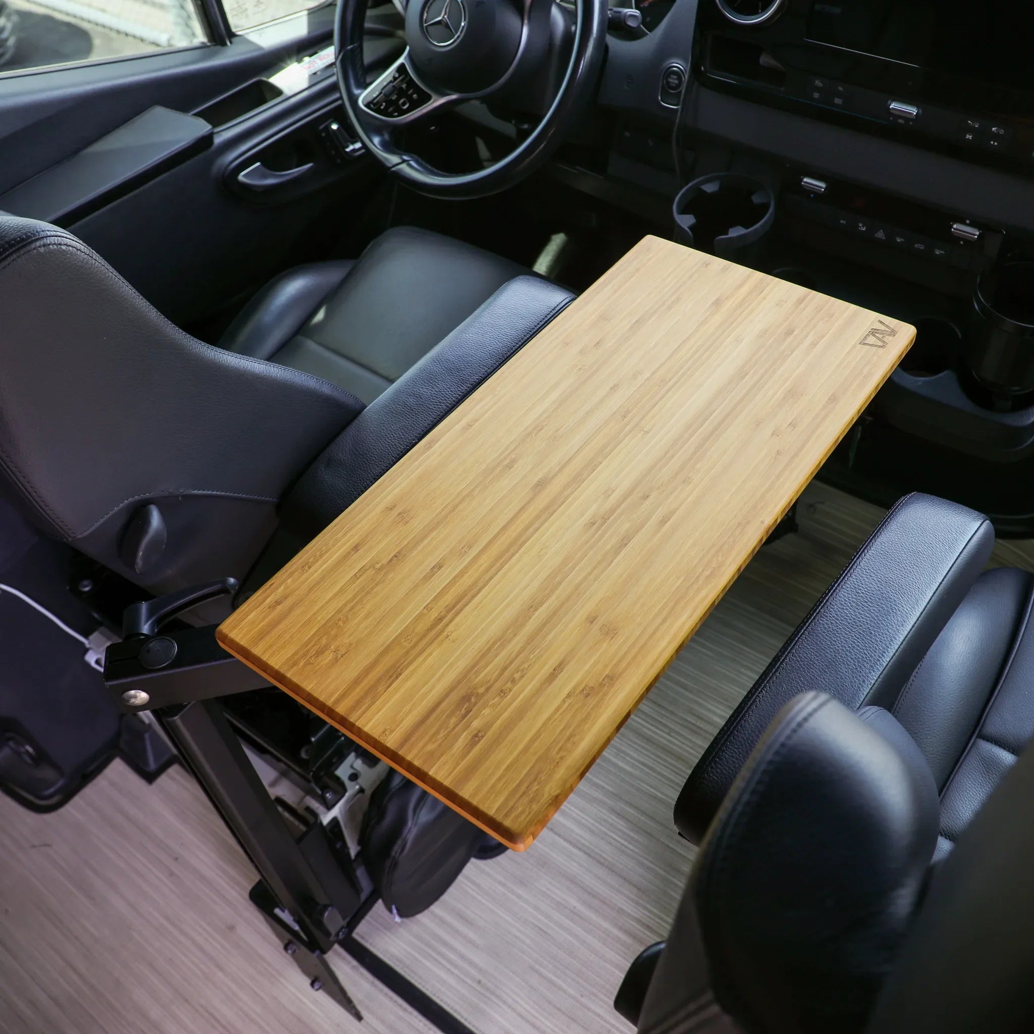 Small Universal Table Top