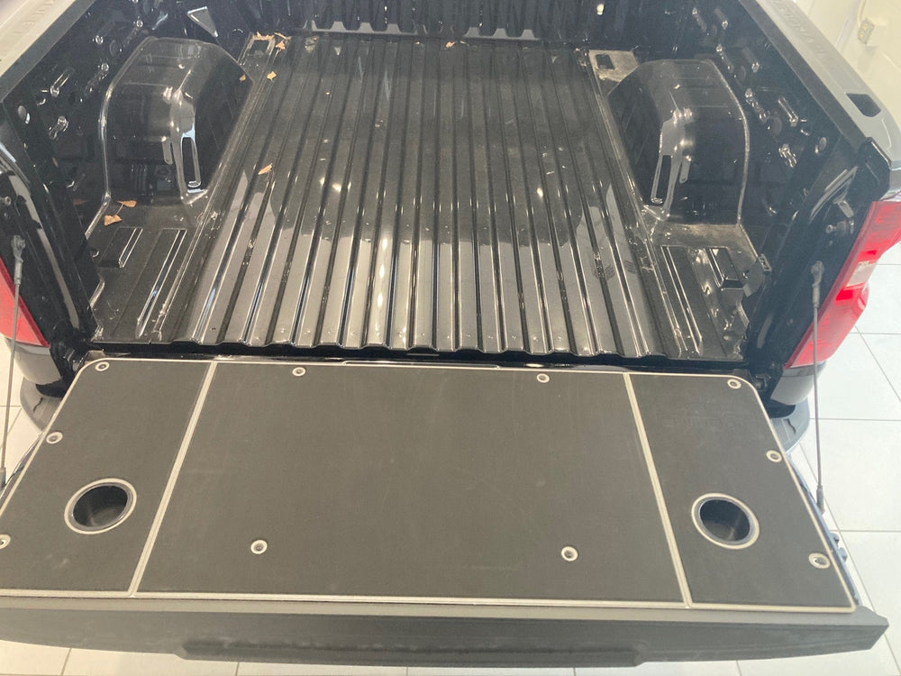 Silverado/Sierra 1500 Tailgate Cover (2019+) – image 9