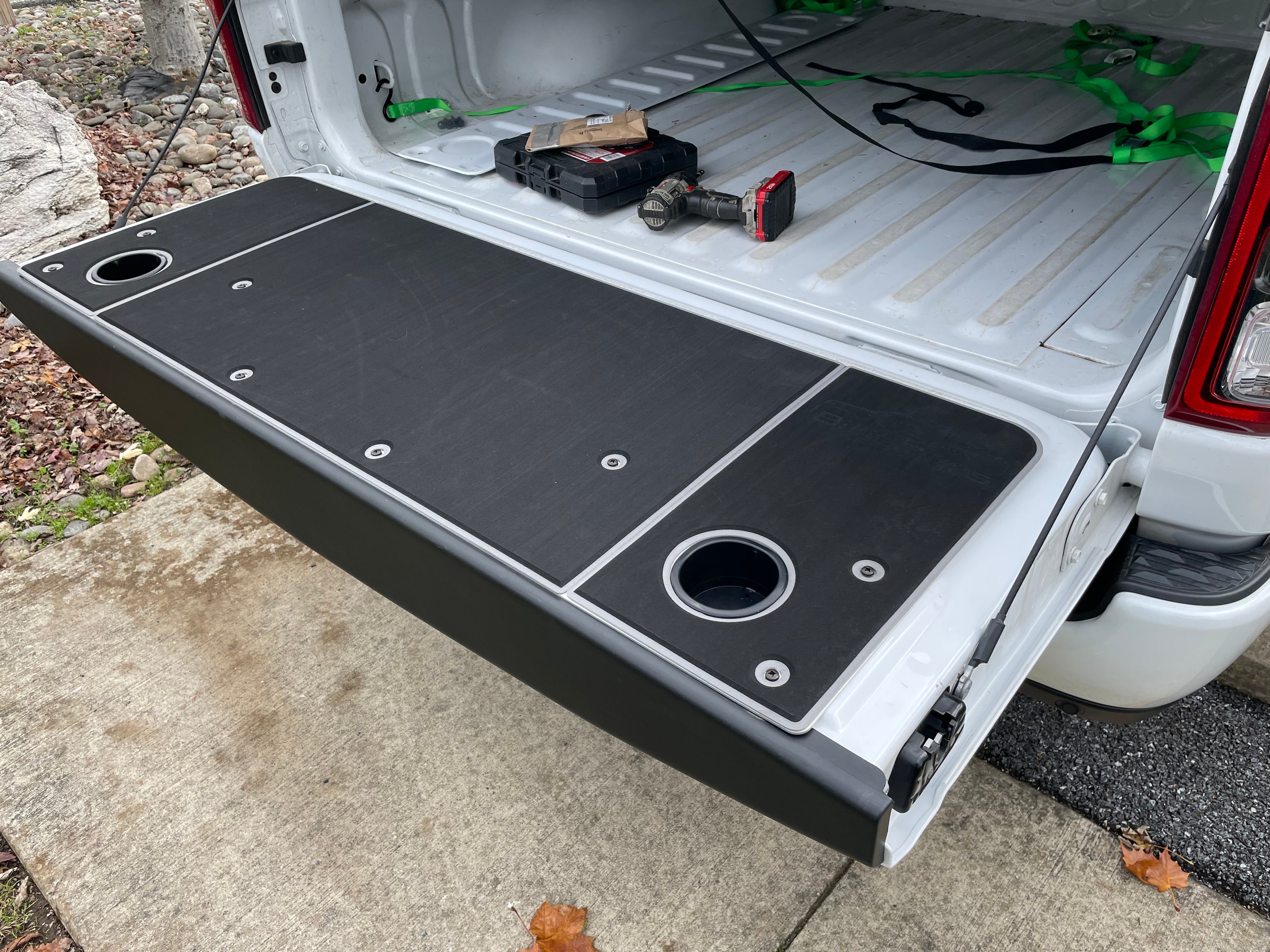 RAM Tailgate Covers (98-Current) – image 8
