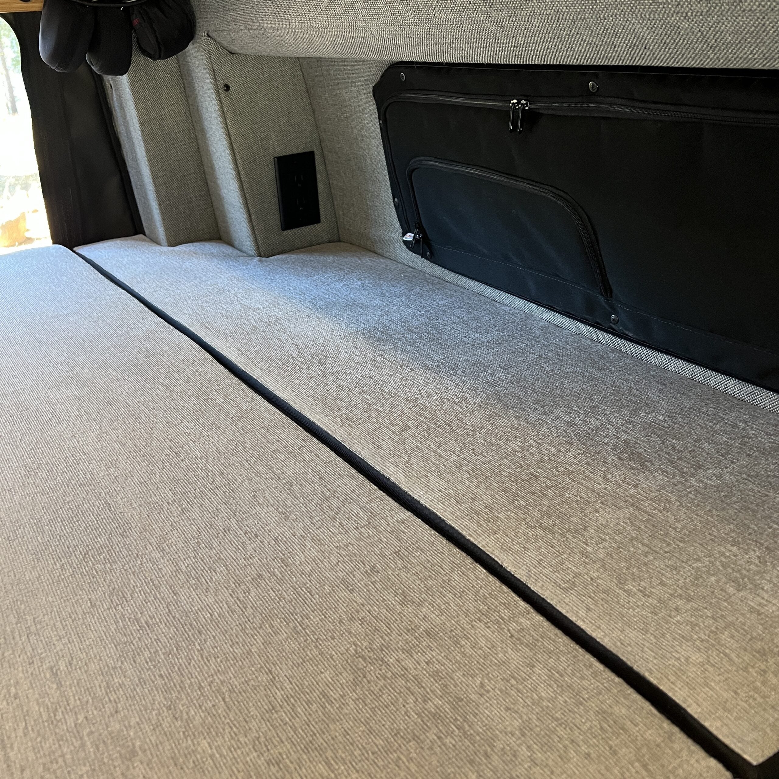 Luxe5 Cooling Memory Foam 5" Mattress - Storyteller MODE