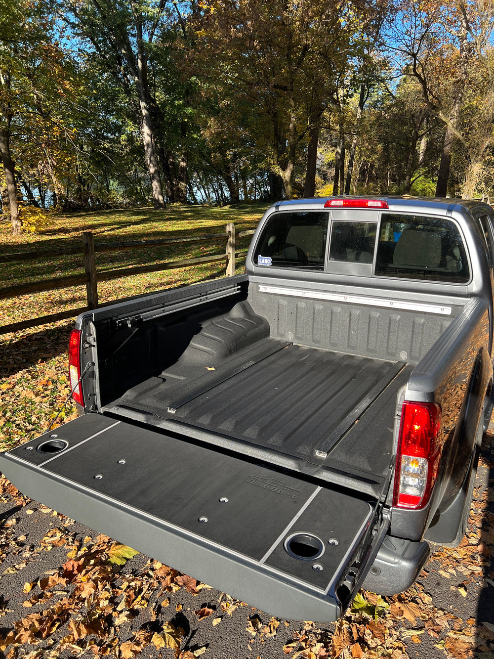 Frontier Tailgate Cover (1997-2021) – image 6