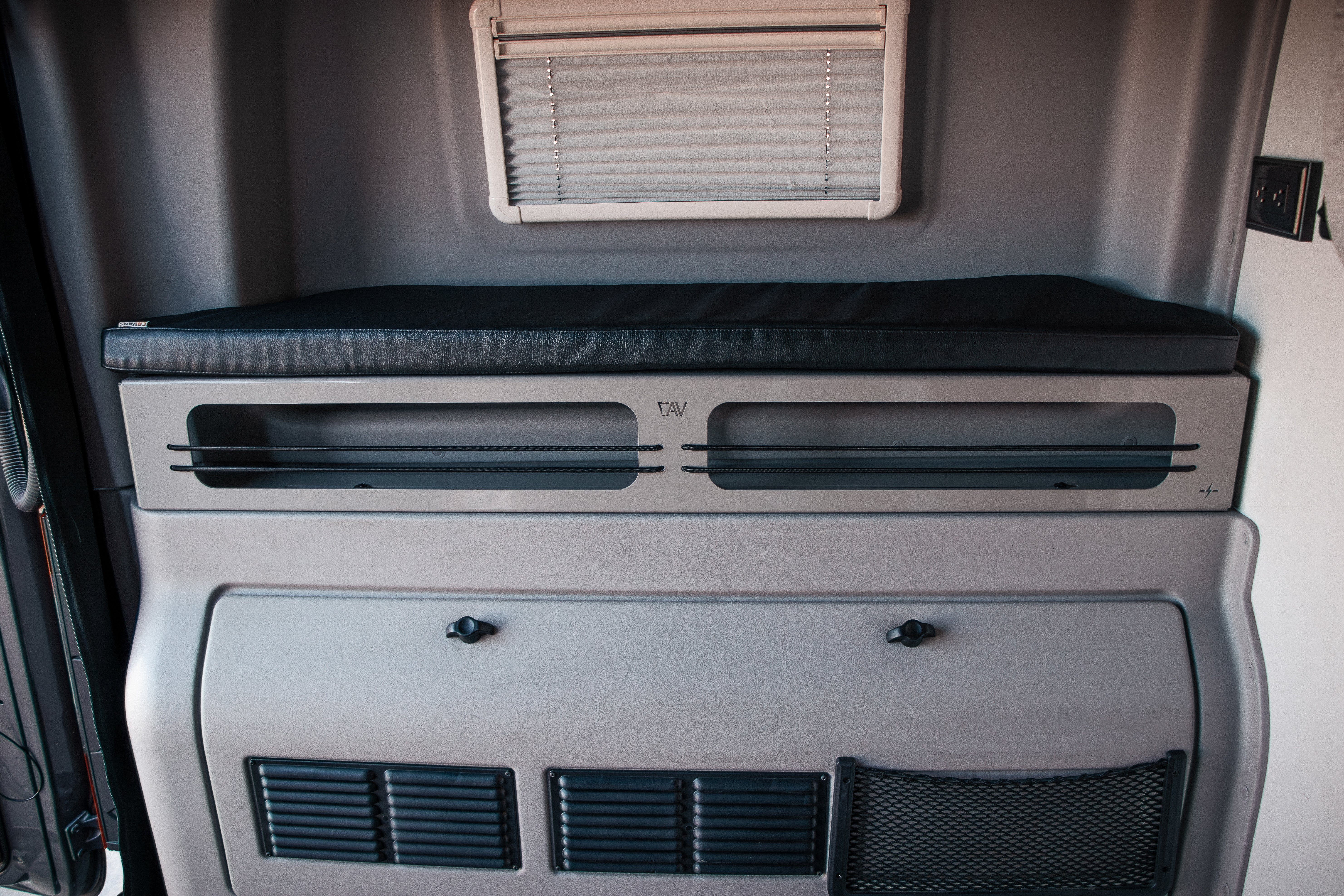 Revel 6" Bed Risers (Pair)