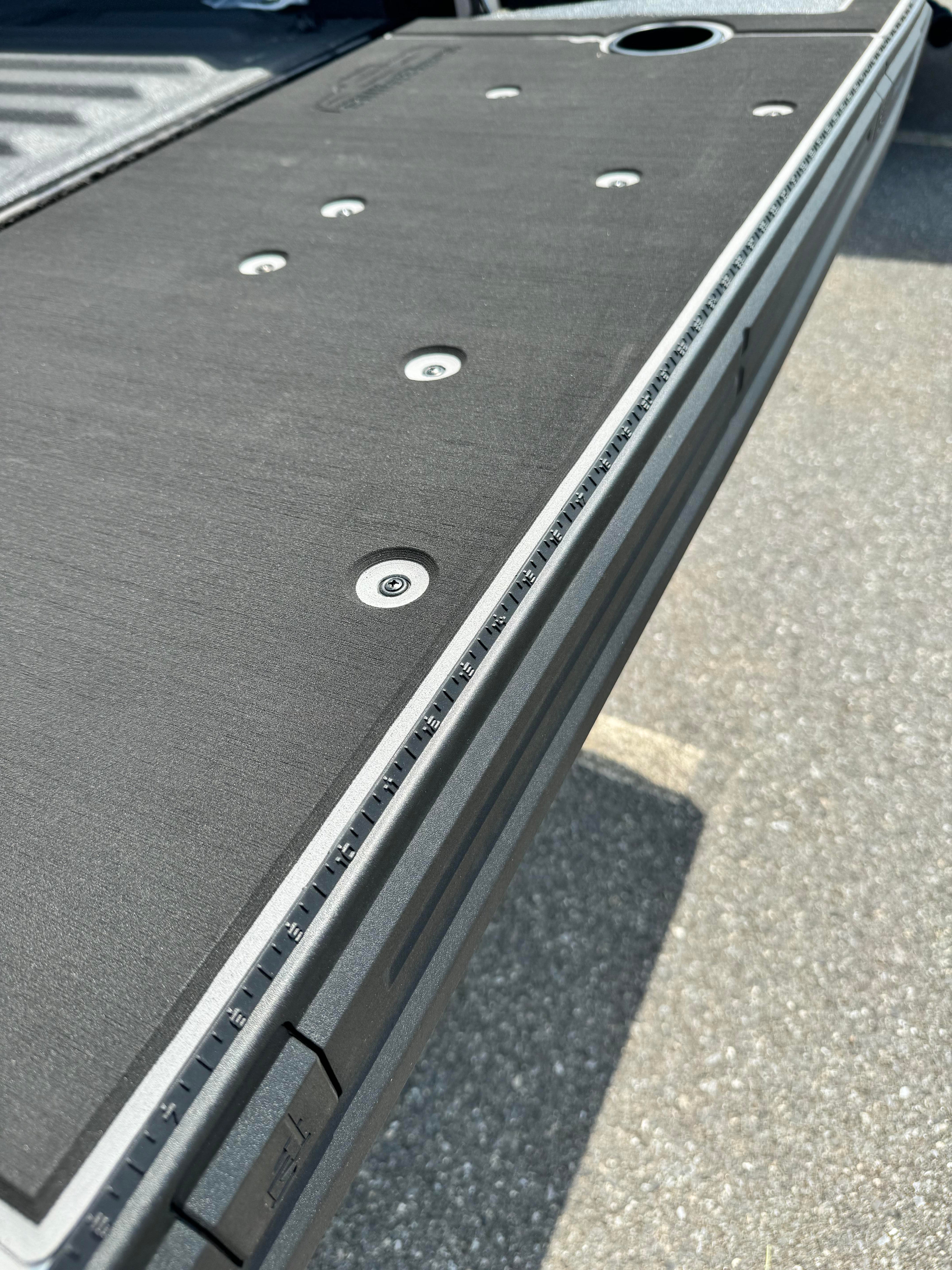 Ranger Tailgate Cover (2024+) – image 9