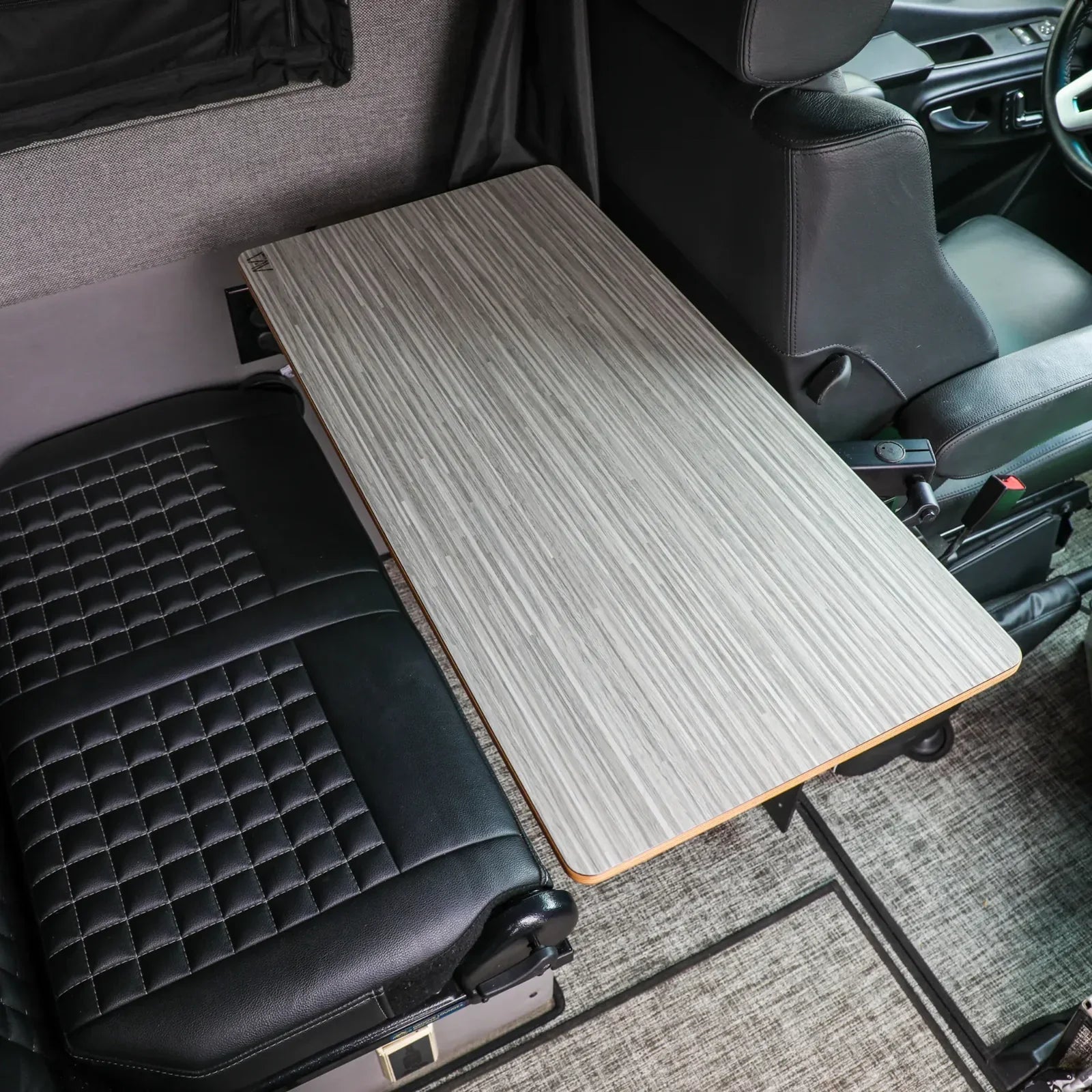 Large Universal Table Top