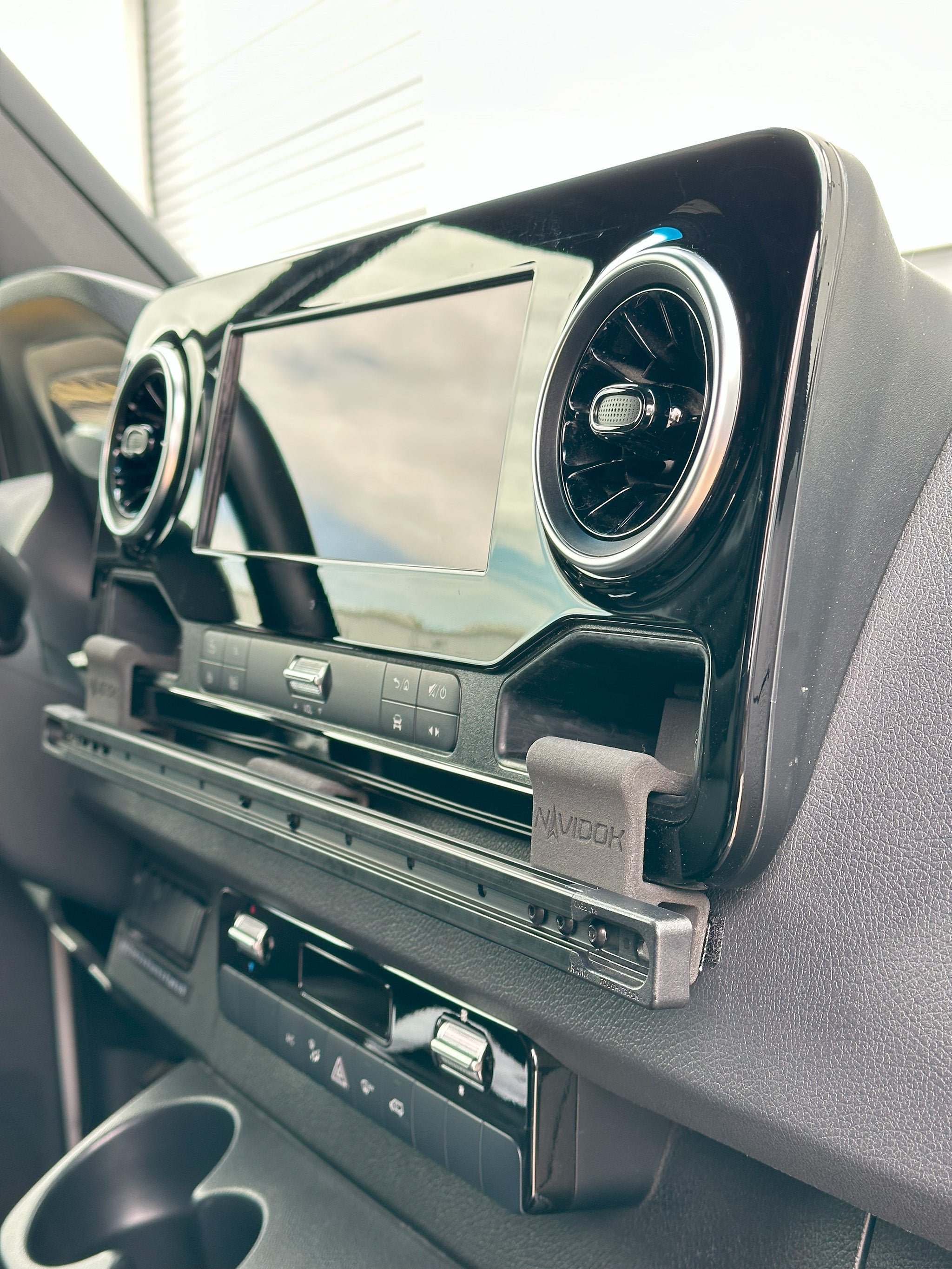 Terra X NAVIDOK Overlander No-Drill Dash Mount for 2019+ Mercedes Sprinter