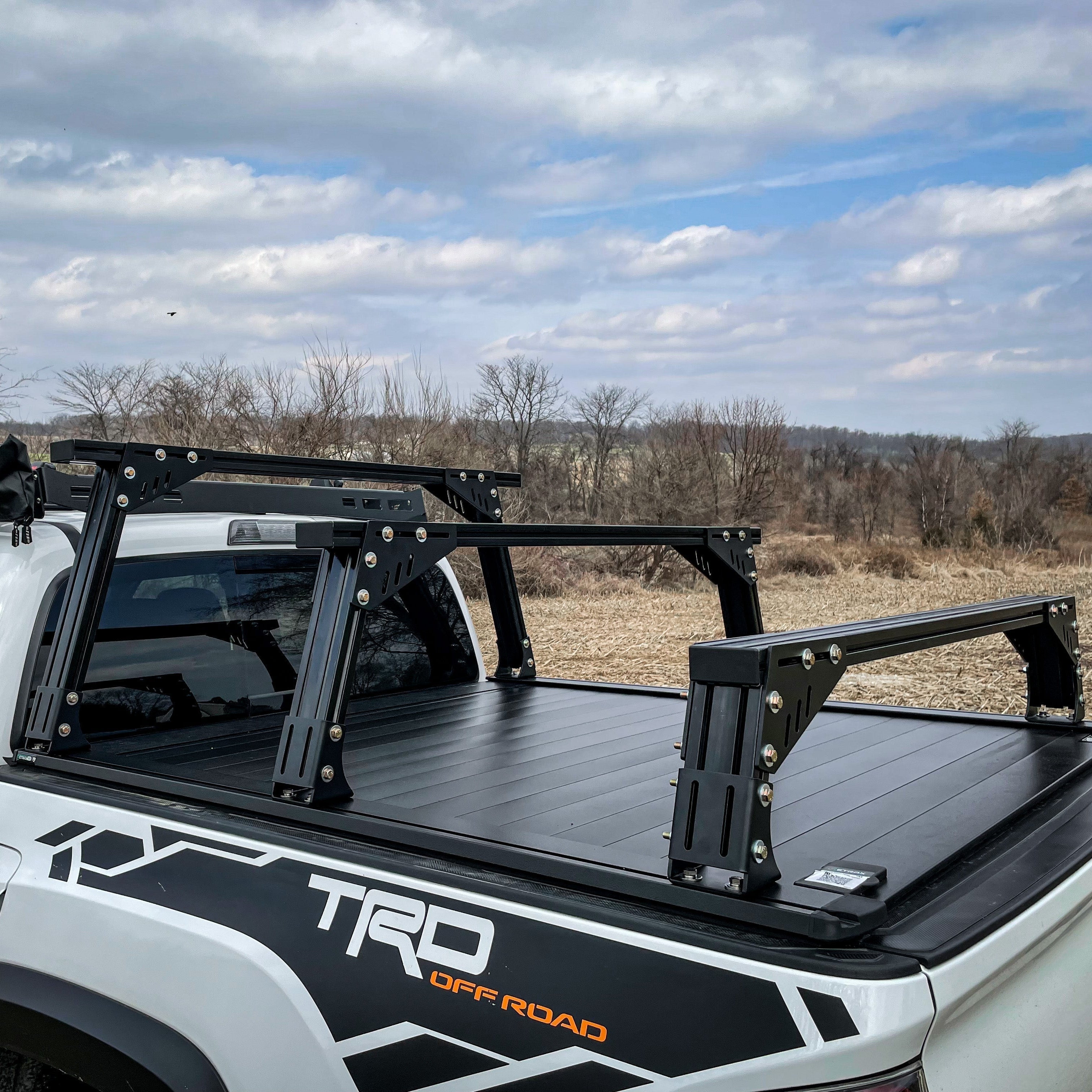Santa Cruz- Bed Rack For Factory Retractable Cover with T-slots – image 12