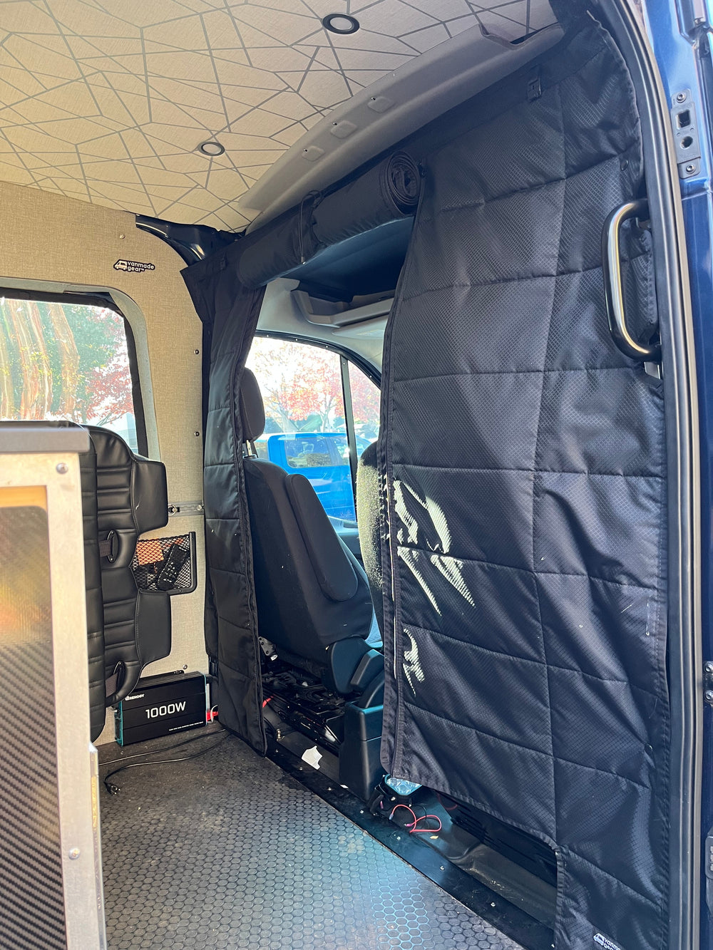 Transit - Cab Partition – image 11