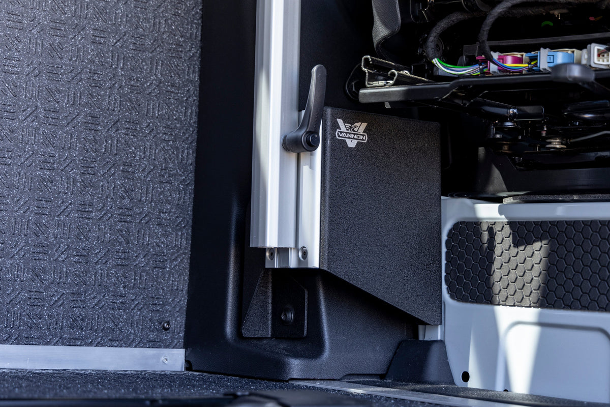 VANNON B-Pillar Mount for the LAGUN Table System – image 5