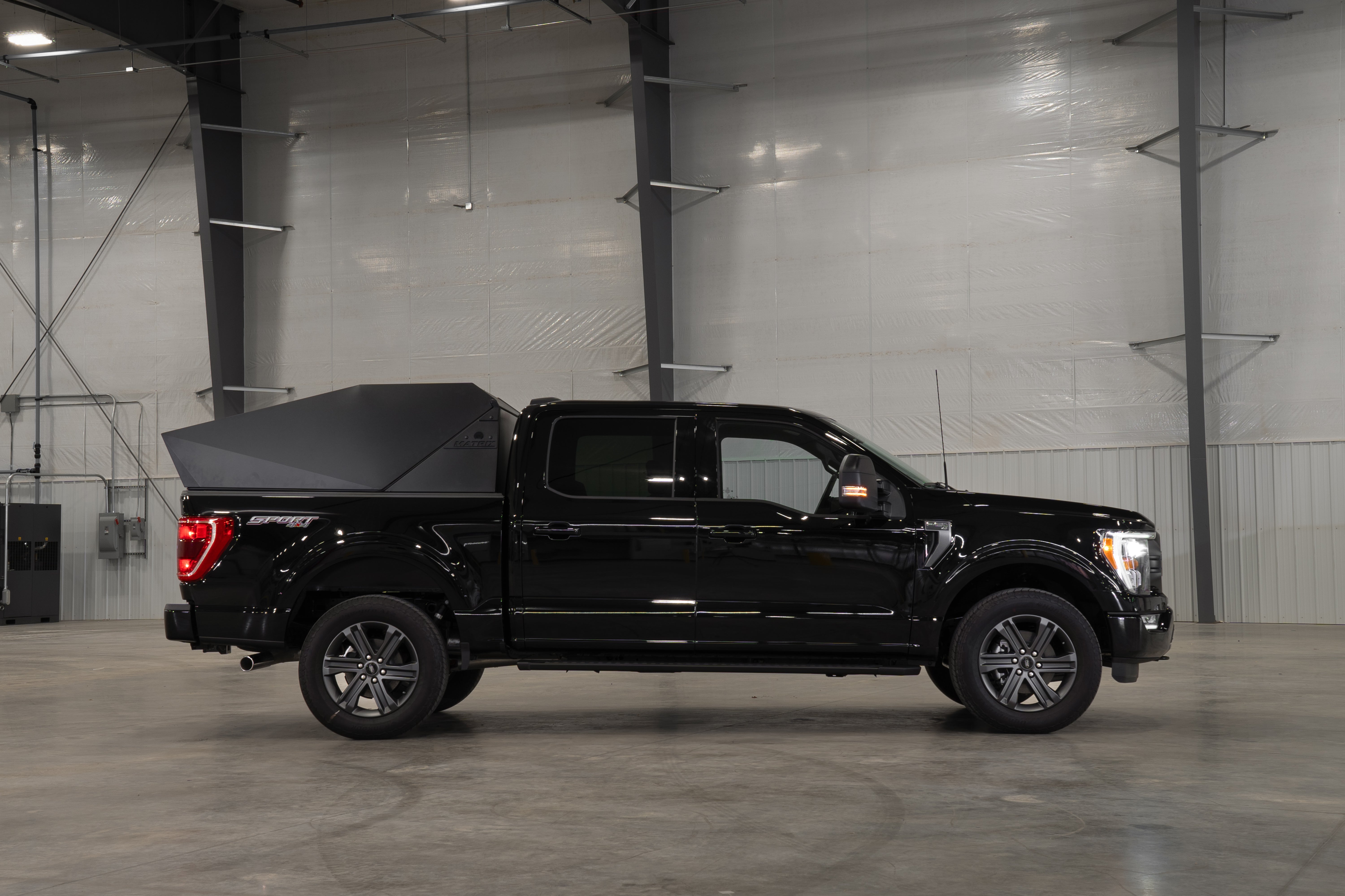 Matrix ST Truck Topper