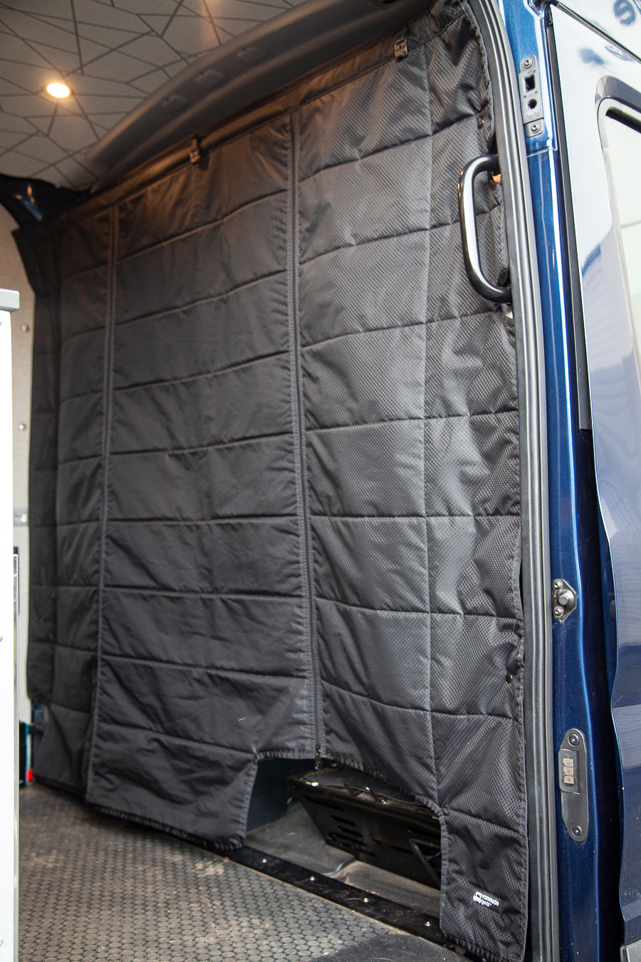 Transit - Cab Partition – image 2