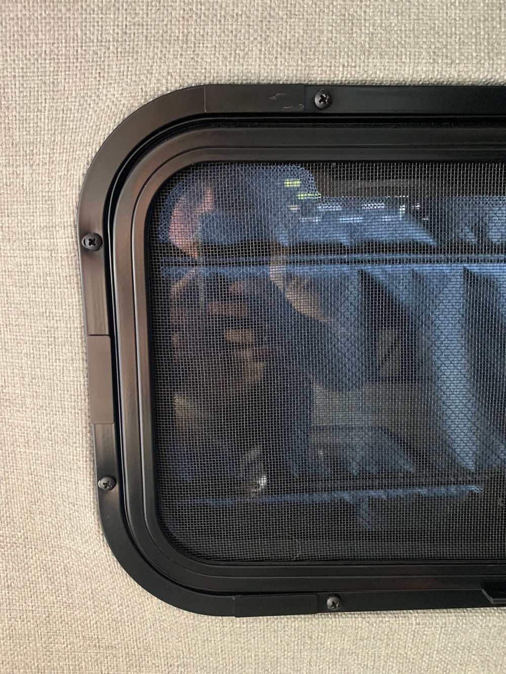 Sprinter Storyteller Half-Slider Bunk Window Shade – image 8