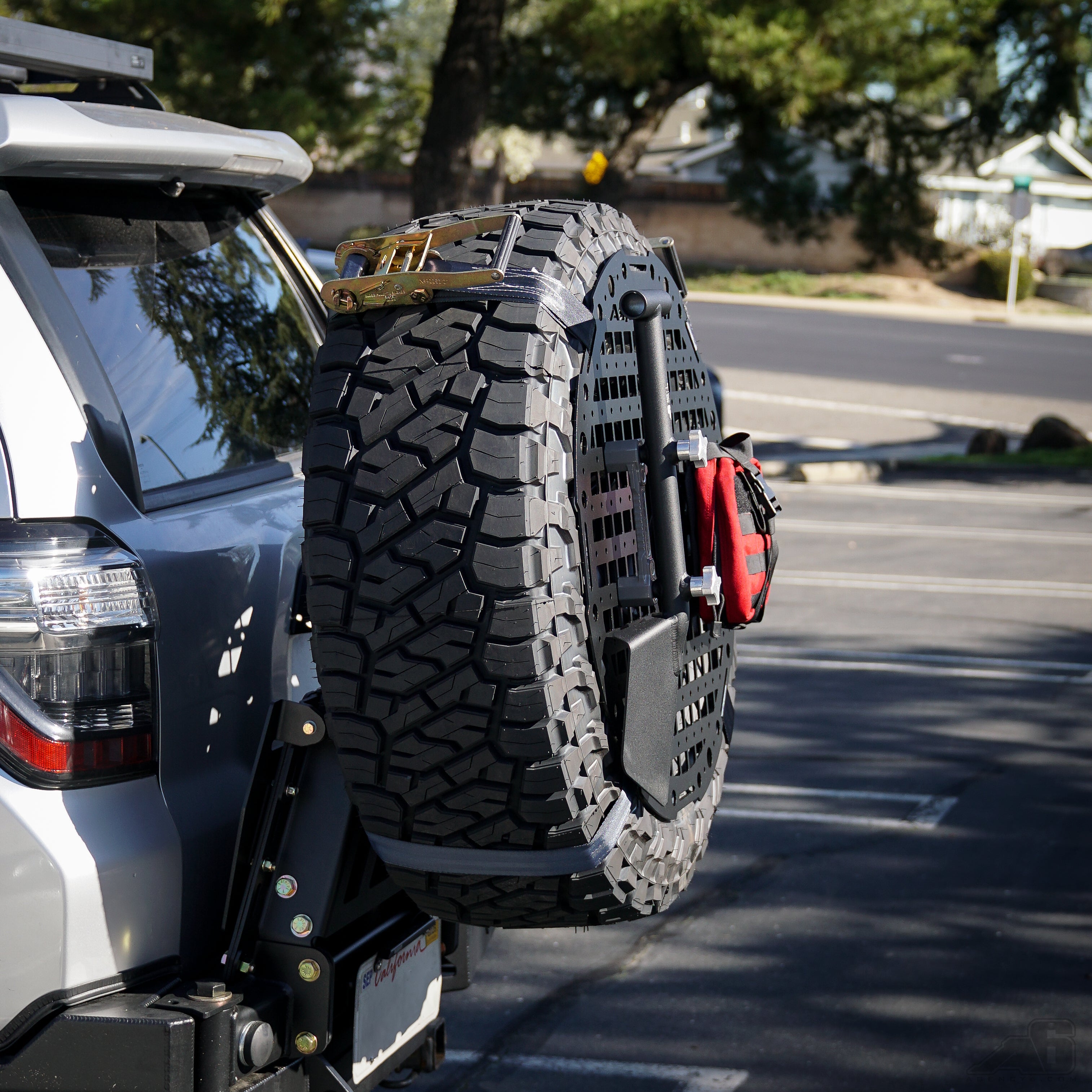 GRIDS - Spare Tire – image 5