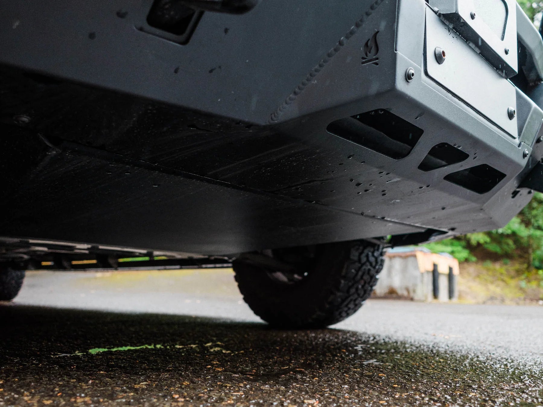 Transit Van Core Front Bumper – image 6